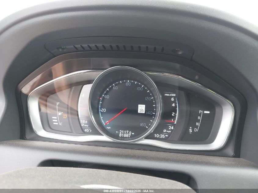 2016 Volvo Xc60 T6 Platinum VIN: YV4902RM2G2813151 Lot: 43995051