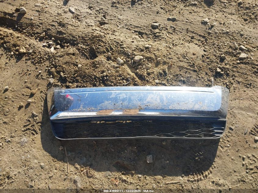 2018 Ford Focus Sel VIN: 1FADP3H28JL238222 Lot: 43995111