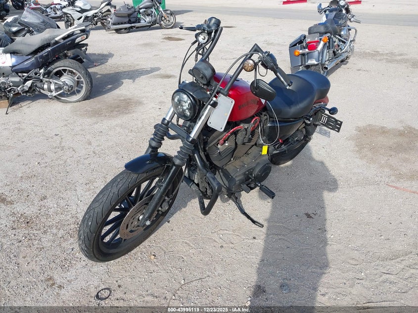 2012 Harley-Davidson Xl883 Iron 883