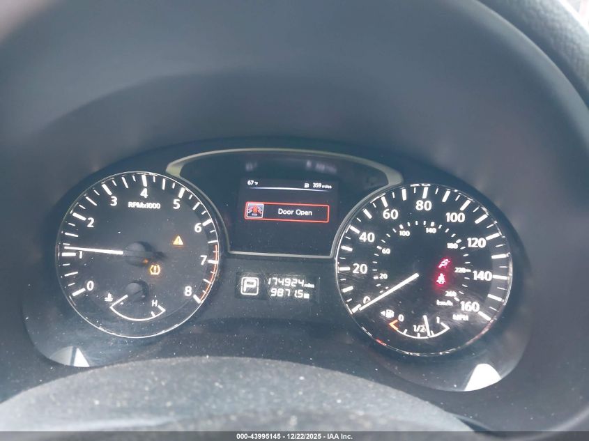 2015 Nissan Altima 2.5 S VIN: 1N4AL3AP1FN406010 Lot: 43995145