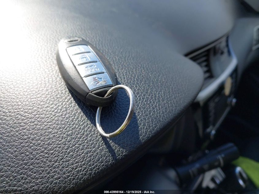 2016 Nissan Sentra Sr VIN: 3N1AB7AP1GY325214 Lot: 43995164