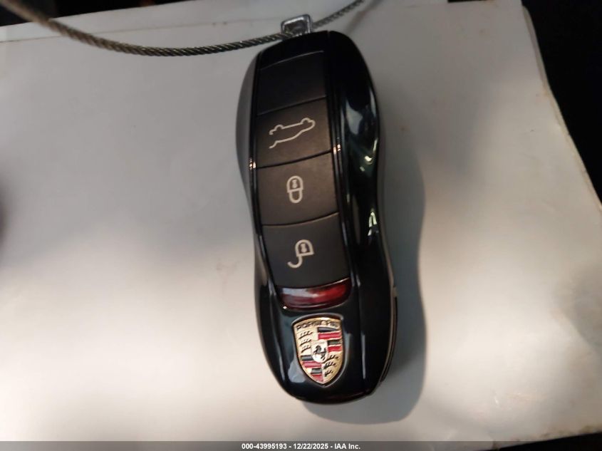 2018 Porsche Macan S VIN: WP1AB2A54JLB34223 Lot: 43995193