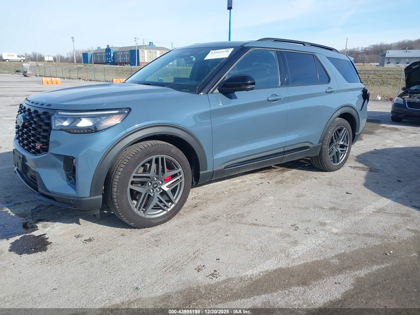 2025 Ford Explorer St