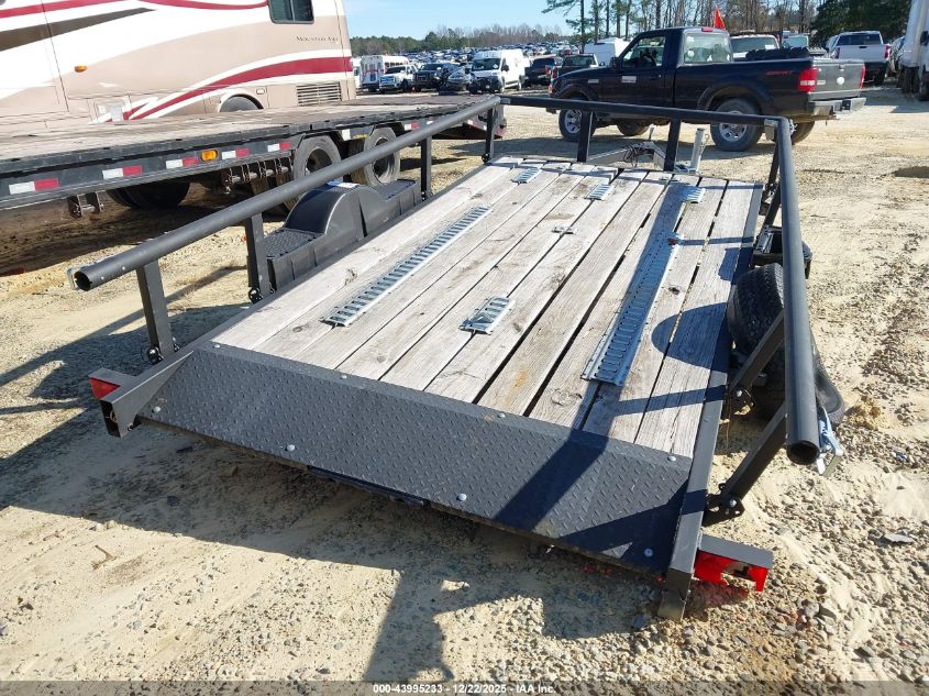 2022 Karavan 5.5X11 Trailer VIN: 5KTUS1513NF513986 Lot: 43995233