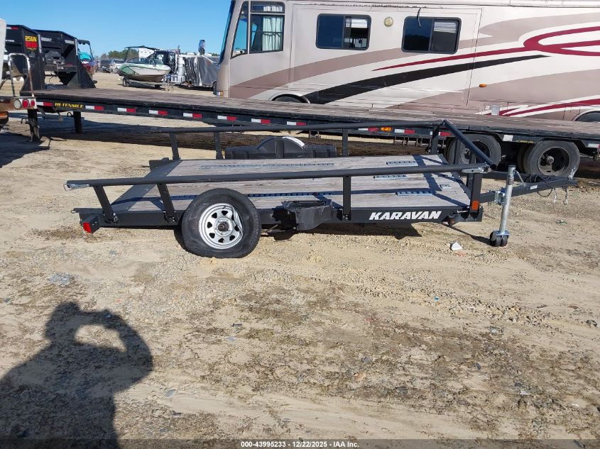 2022 Karavan 5.5X11 Trailer VIN: 5KTUS1513NF513986 Lot: 43995233
