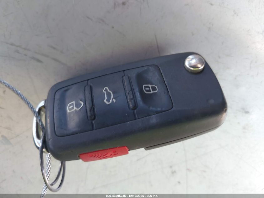 2016 Volkswagen Tiguan R-Line/S/Se/Sel VIN: WVGAV7AX2GW537692 Lot: 43995235