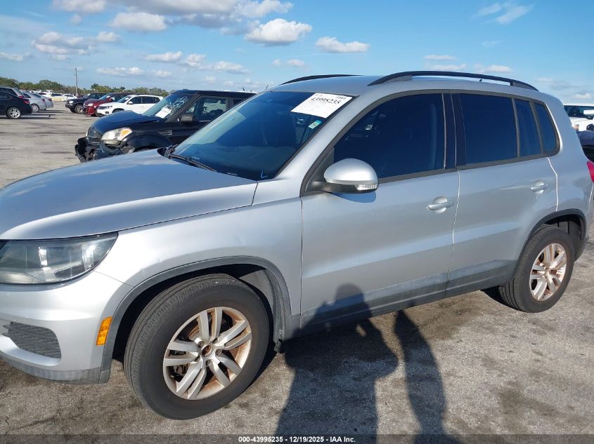 2016 Volkswagen Tiguan R-Line/S/Se/Sel VIN: WVGAV7AX2GW537692 Lot: 43995235