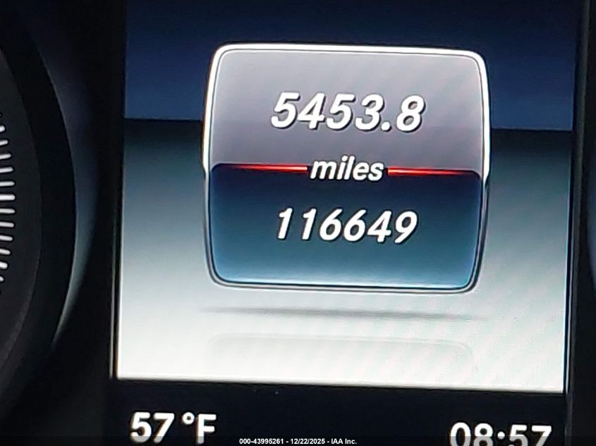 2016 Mercedes-Benz C 300 VIN: 55SWF4JB0GU157988 Lot: 43995261