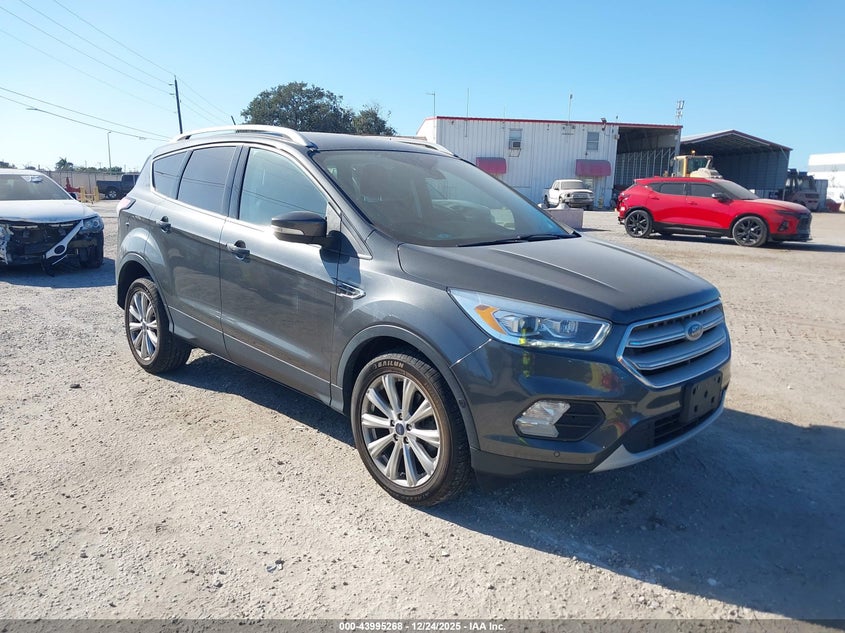 1FMCU0J95JUB36676 2018 Ford Escape Titanium auction photo 1