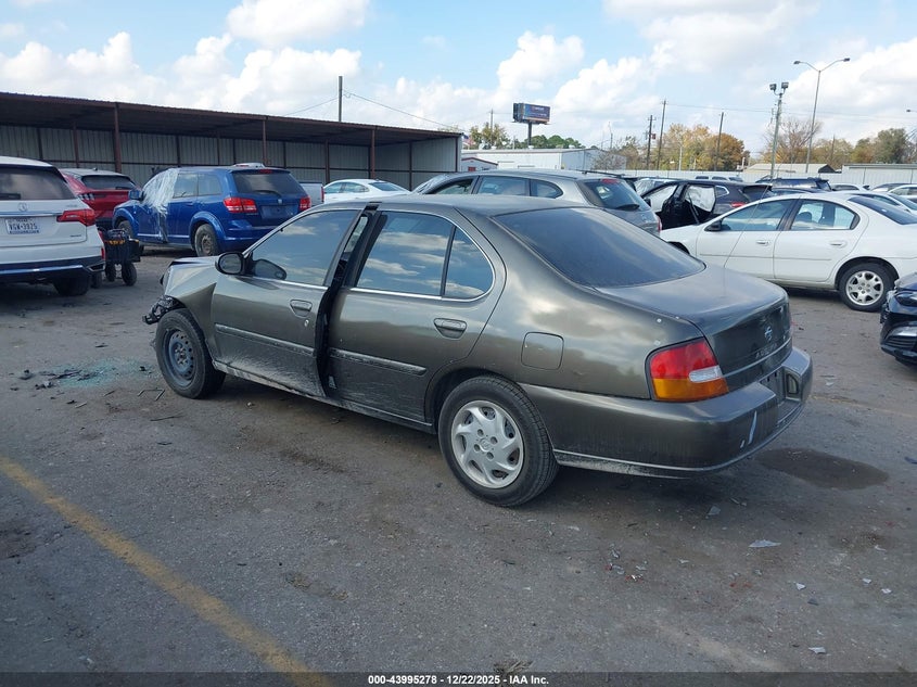 1999 Nissan Altima Gle/Gxe/Se/Se-L/Xe