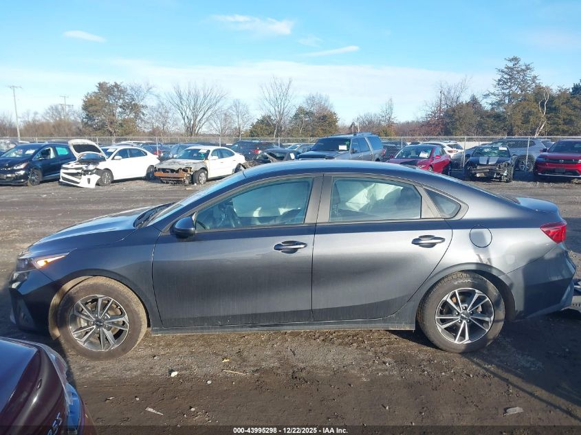 2024 Kia Forte Lxs VIN: 3KPF24AD7RE744339 Lot: 43995298