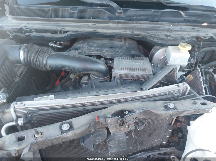 2019 Ram 1500 Big Horn/Lone Star 4X4 5'7 Box VIN: 1C6SRFFT2KN650383 Lot: 43995300