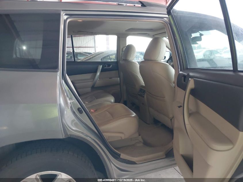 2010 Toyota Highlander Se V6 VIN: 5TDJK3EH0AS040527 Lot: 43995481