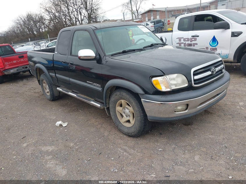 5TBBT44102S287956 2002 Toyota Tundra Sr5 V8 auction photo 1