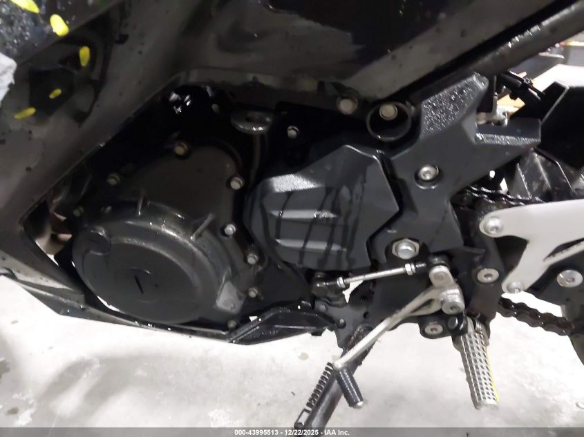 2023 Kawasaki Ex400 VIN: JKAEXKH11PDAM8066 Lot: 43995513