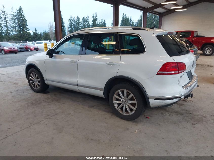 2015 Volkswagen Touareg V6 Sport VIN: WVGEF9BP1FD006101 Lot: 43995562