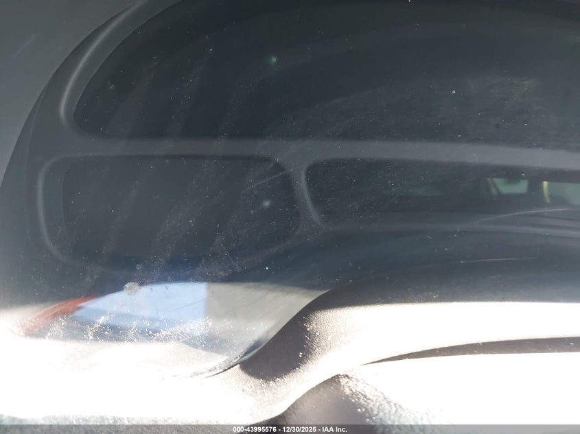 2001 Cadillac Deville Standard W/W20 VIN: 1G6KD54Y21U151154 Lot: 43995576