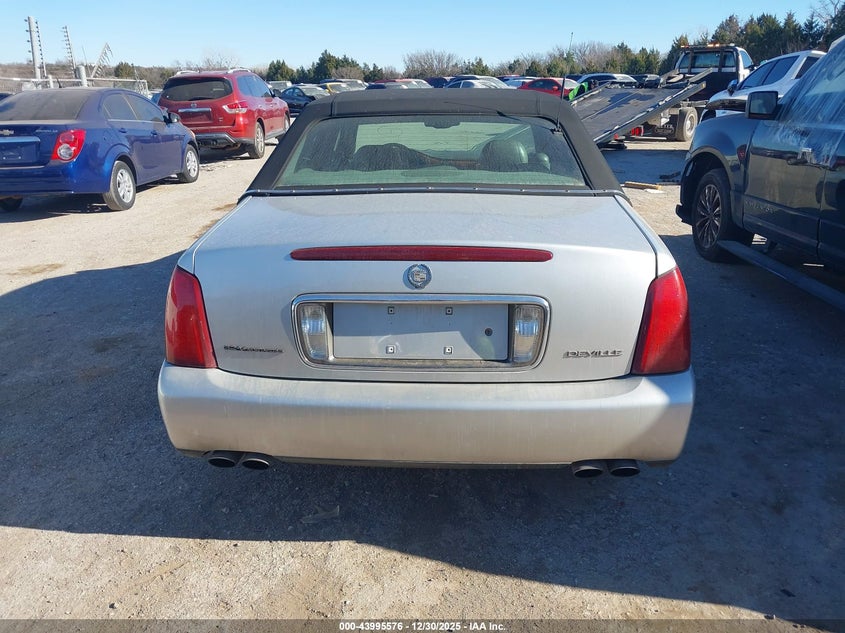 2001 Cadillac Deville Standard W/W20 VIN: 1G6KD54Y21U151154 Lot: 43995576