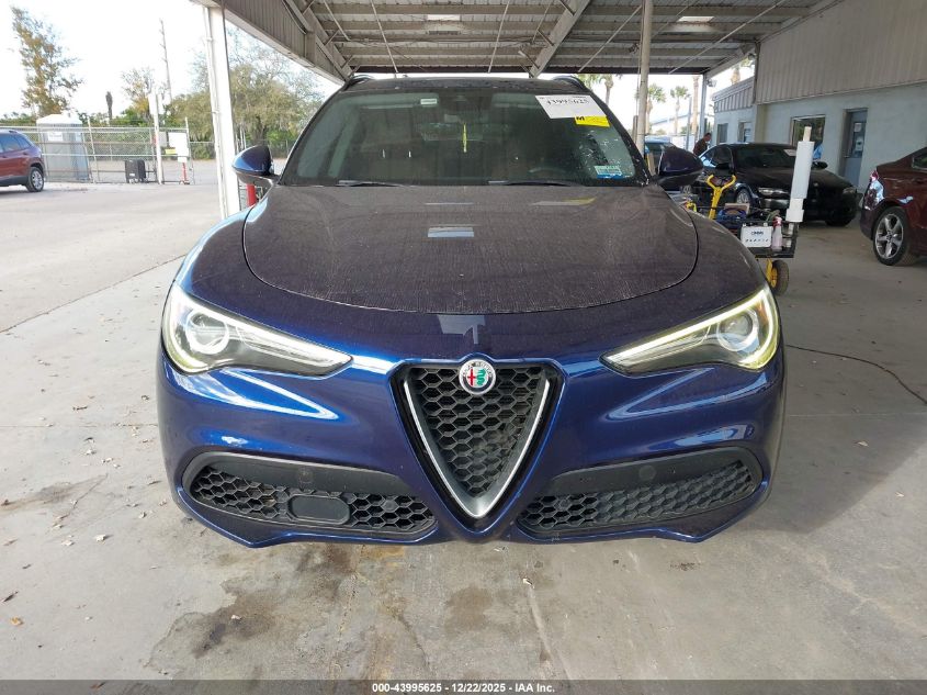 2018 Alfa Romeo Stelvio Sport Awd VIN: ZASFAKPN8J7B96175 Lot: 43995625