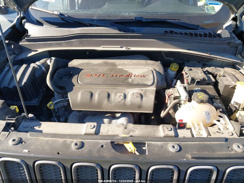 2015 Jeep Renegade Trailhawk VIN: ZACCJBCT5FPB37661 Lot: 43995732