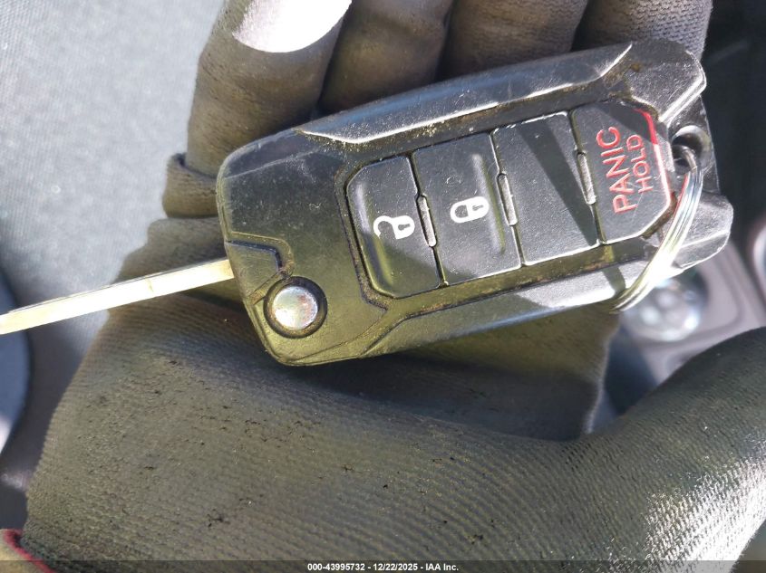 2015 Jeep Renegade Trailhawk VIN: ZACCJBCT5FPB37661 Lot: 43995732