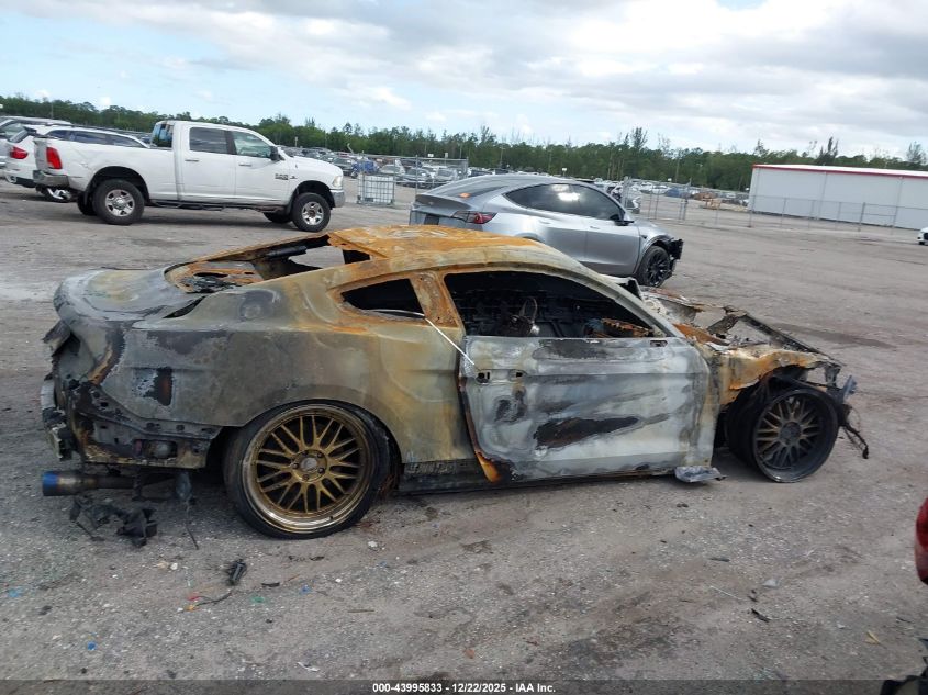 2016 Ford Mustang V6 VIN: 1FA6P8AM1G5326396 Lot: 43995833