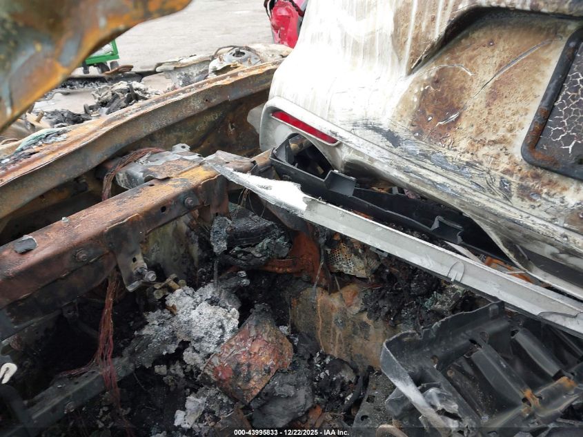 2016 Ford Mustang V6 VIN: 1FA6P8AM1G5326396 Lot: 43995833