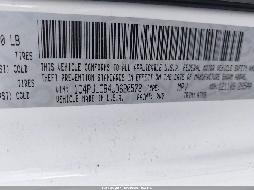 VIN 1C4PJLCB4JD620578 2018 JEEP CHEROKEE LATITUDE FWD