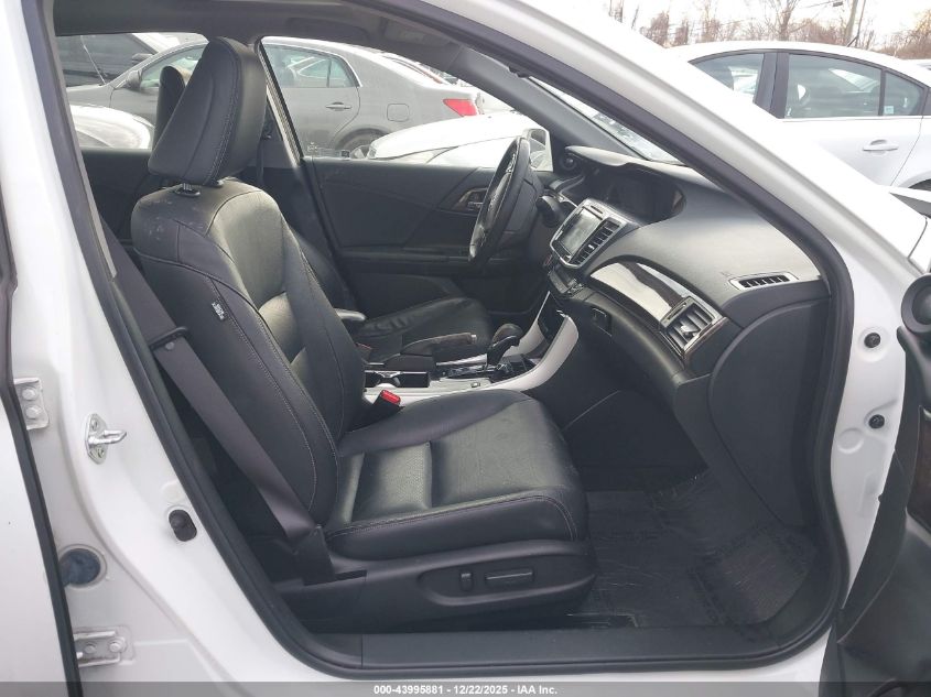 2017 Honda Accord Hybrid Ex-L VIN: JHMCR6F51HC005404 Lot: 43995881