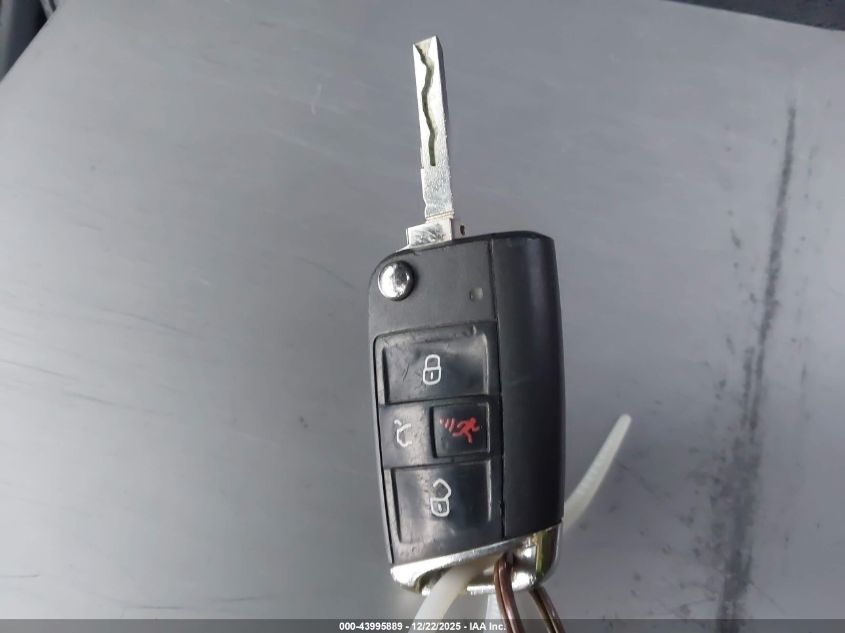 2021 Volkswagen Tiguan 2.0T Se/2.0T Se R-Line Black/2.0T Sel VIN: 3VV3B7AX8MM060205 Lot: 43995889