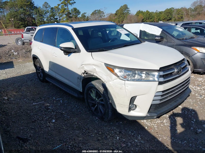 5TDKZRFHXKS310592 2019 Toyota Highlander Xle auction photo 1