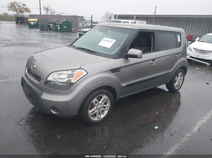 2011 Kia Soul + VIN: KNDJT2A20B7214083 Lot: 43995898