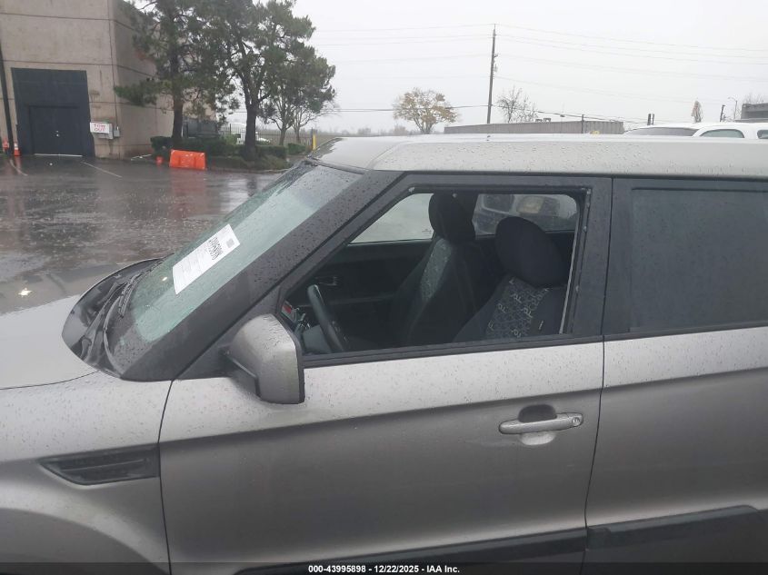 2011 Kia Soul + VIN: KNDJT2A20B7214083 Lot: 43995898