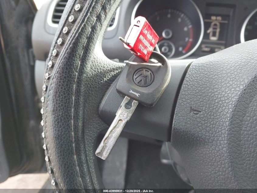 2010 Volkswagen Golf 4-Door VIN: WVWDA7AJ1AW125506 Lot: 43995931