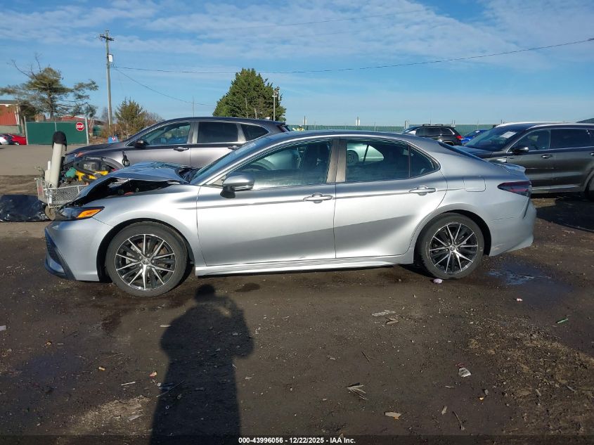 2022 Toyota Camry Se VIN: 4T1T11AKXNU658002 Lot: 43996056