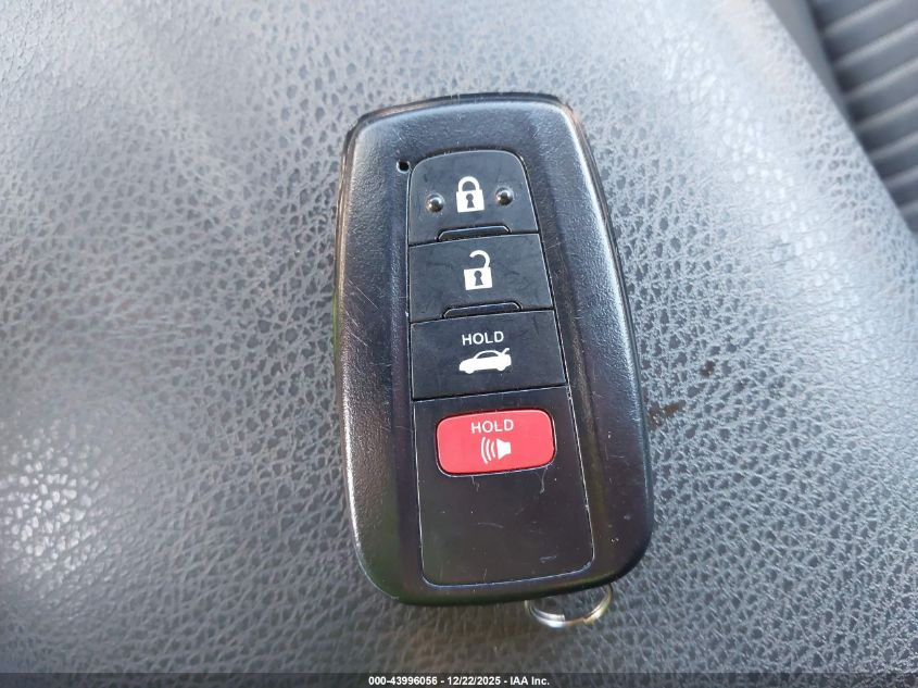 2022 Toyota Camry Se VIN: 4T1T11AKXNU658002 Lot: 43996056