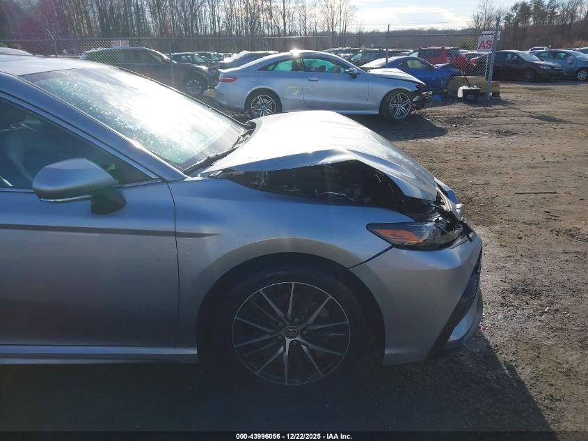 2022 Toyota Camry Se VIN: 4T1T11AKXNU658002 Lot: 43996056