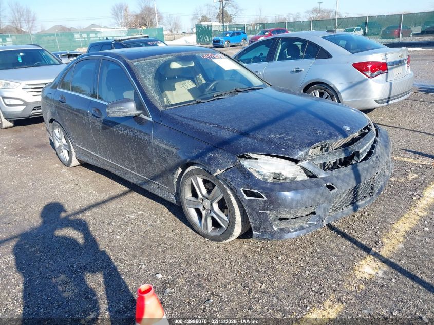 2011 Mercedes-Benz C 300 Luxury 4Matic/Sport 4Matic