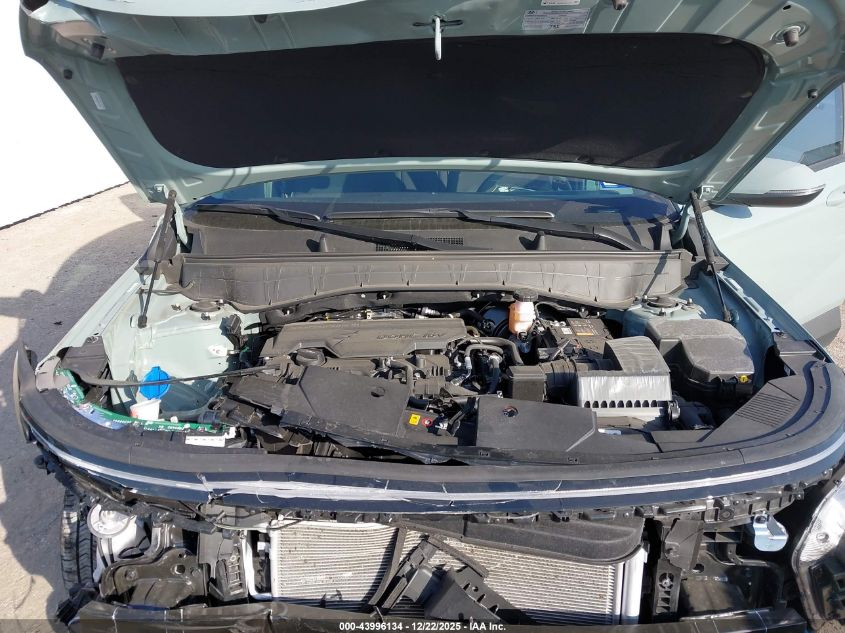 2025 Hyundai Kona Sel VIN: KM8HB3AB2SU321561 Lot: 43996134