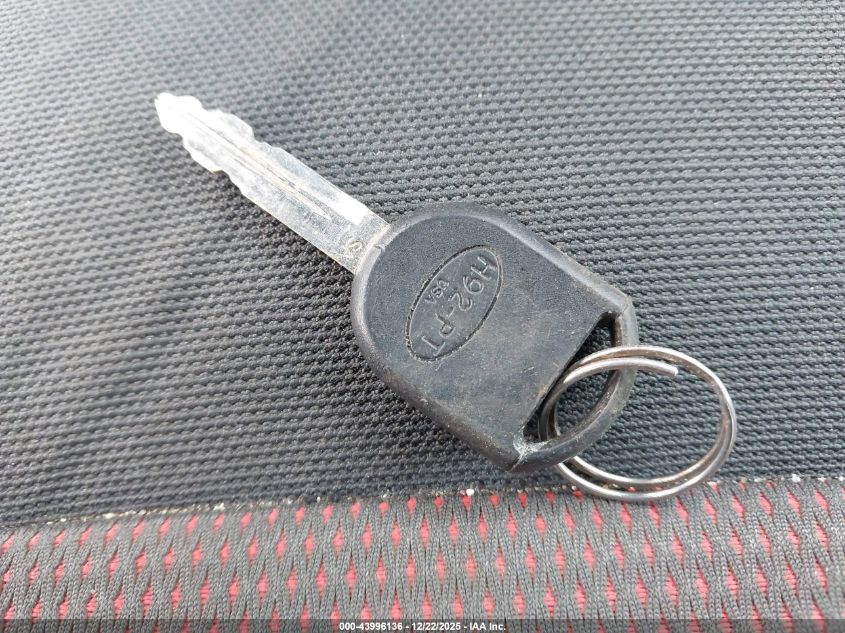 2005 Ford Explorer Xlt/Xlt Sport VIN: 1FMZU73E05ZA10764 Lot: 43996136