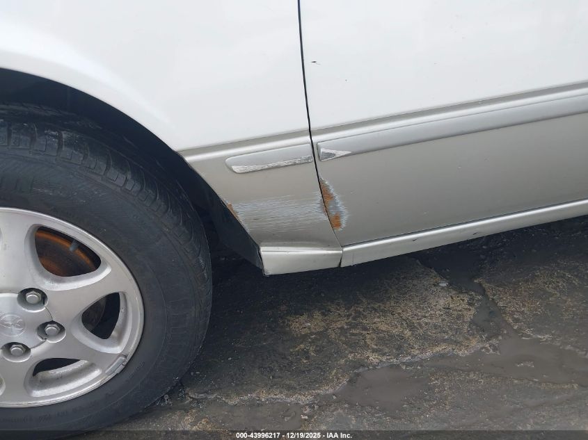 1999 Toyota Camry Le VIN: JT2BG22K1X0361593 Lot: 43996217