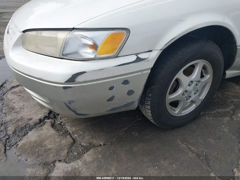 1999 Toyota Camry Le VIN: JT2BG22K1X0361593 Lot: 43996217