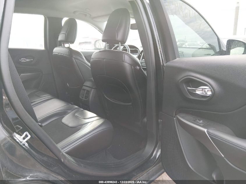 2019 Jeep Cherokee Latitude Plus 4X4 VIN: 1C4PJMLNXKD213947 Lot: 43996243