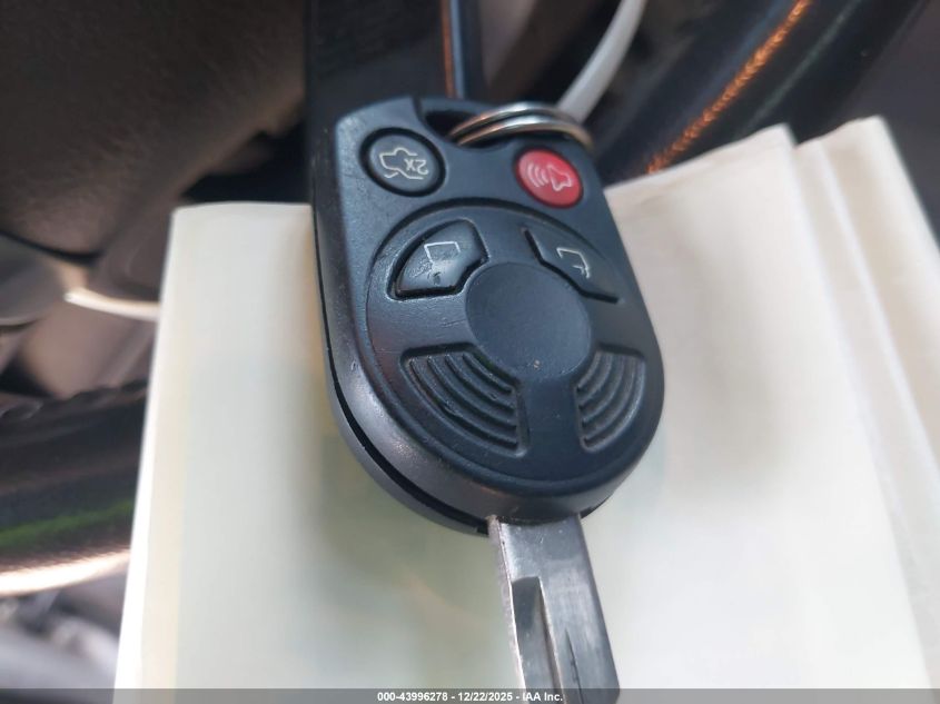 2012 Lincoln Mkz VIN: 3LNHL2GC1CR838558 Lot: 43996278