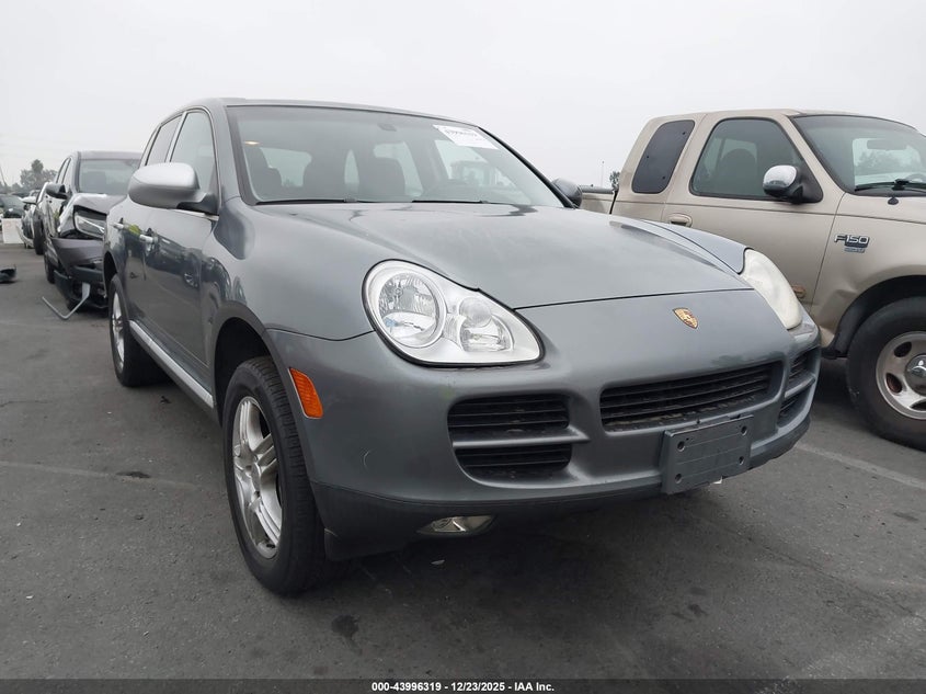 WP1AA29PX4LA23401 2004 Porsche Cayenne V6 auction photo 1
