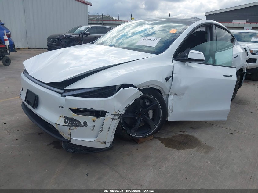 2026 Tesla Model Y Premium Rear-Wheel Drive