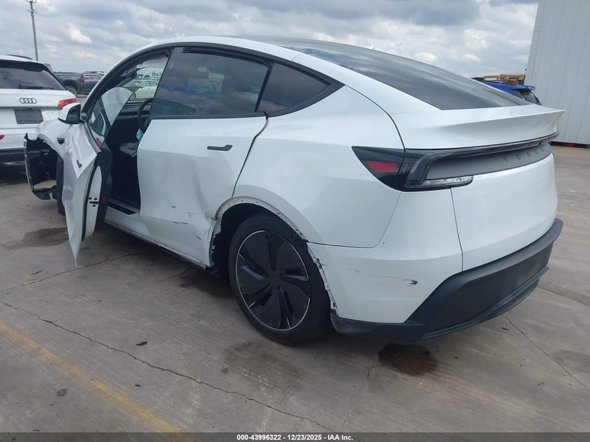 2026 Tesla Model Y Premium Rear-Wheel Drive