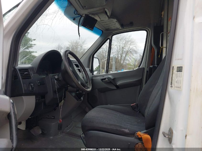 2012 Mercedes Sprinter VIN: WD3PE8CB8V5696295 Lot: 43996331