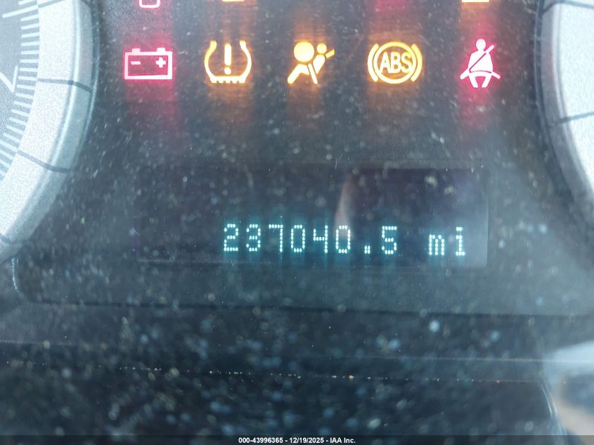 2009 Ford Escape Xlt VIN: 1FMCU93779KB10037 Lot: 43996365