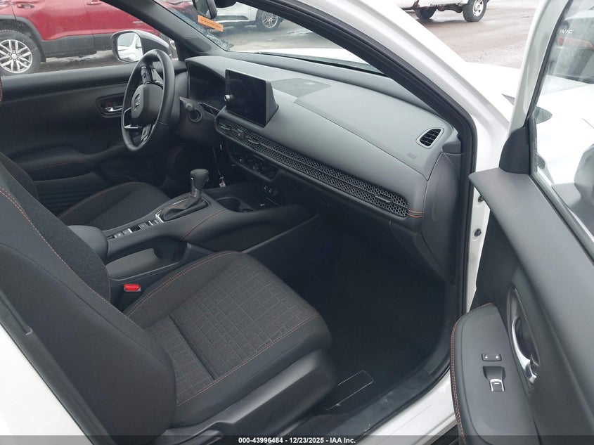 VIN 3CZRZ2H5XTM702086 2026 HONDA HR-V AWD SPORT